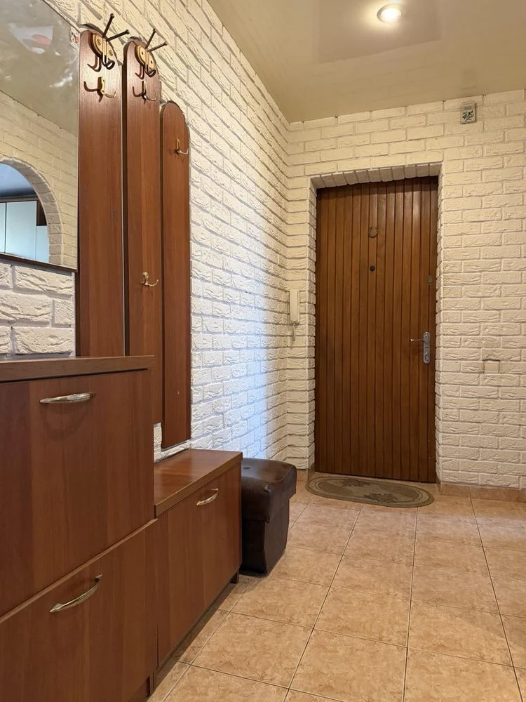 For Sale: 3-room apartment in a newer building with independent heating