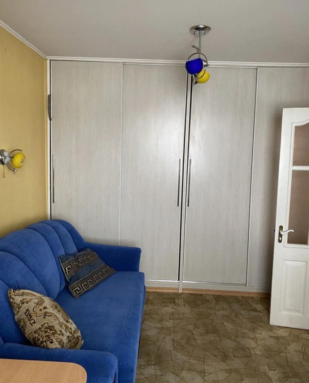 Sale of a 3-room apartment on пр. Центральний (6 Slobidska).