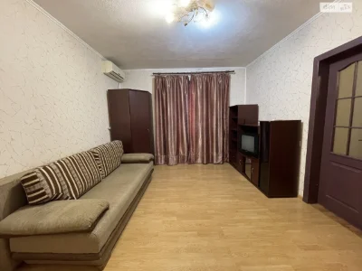 Long-Term Rental Apartment Left Bank