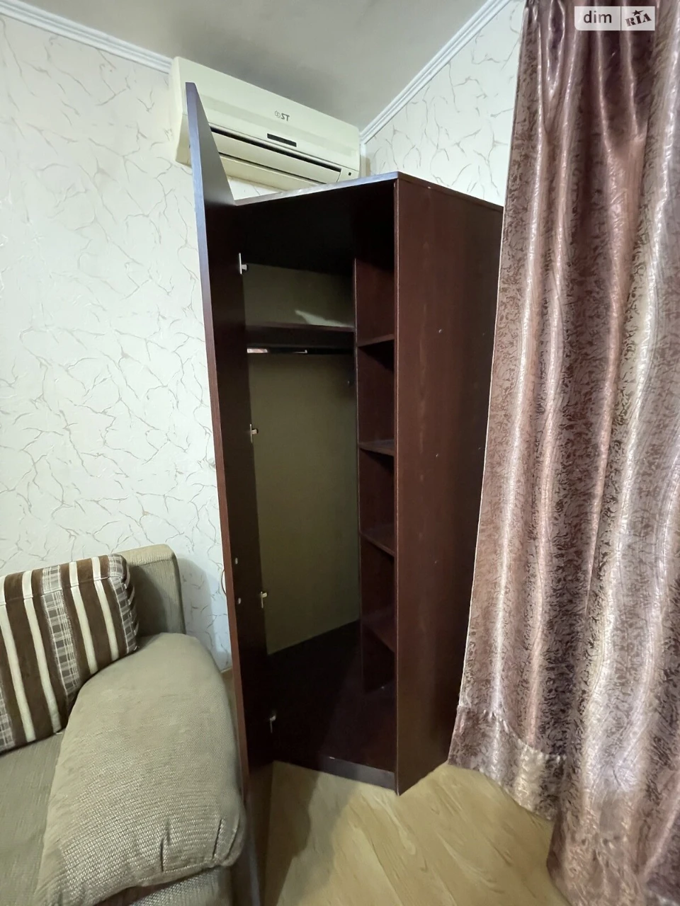 Long-Term Rental Apartment Left Bank