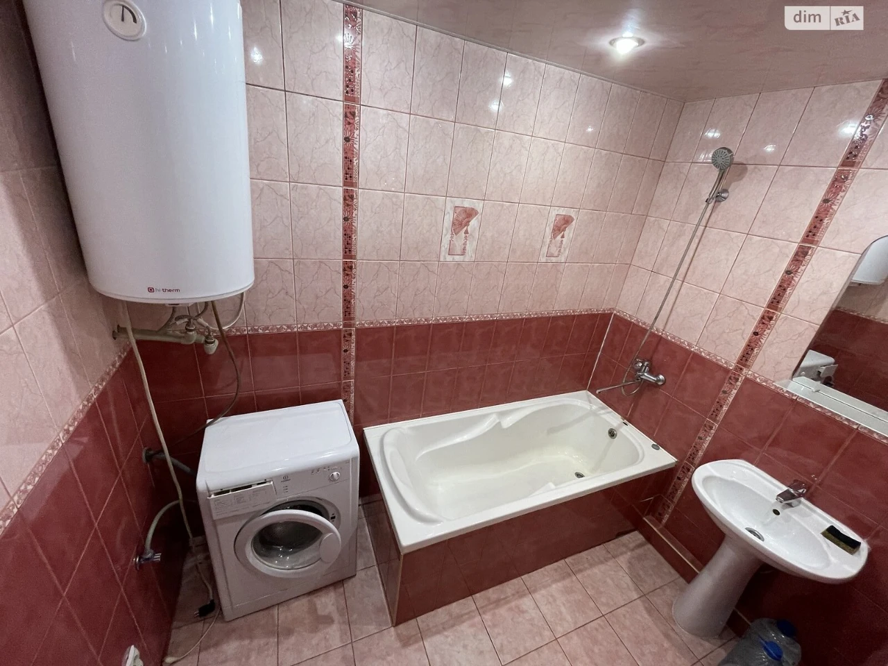 Long-Term Rental Apartment Left Bank