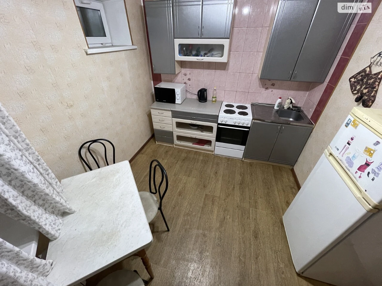Long-Term Rental Apartment Left Bank