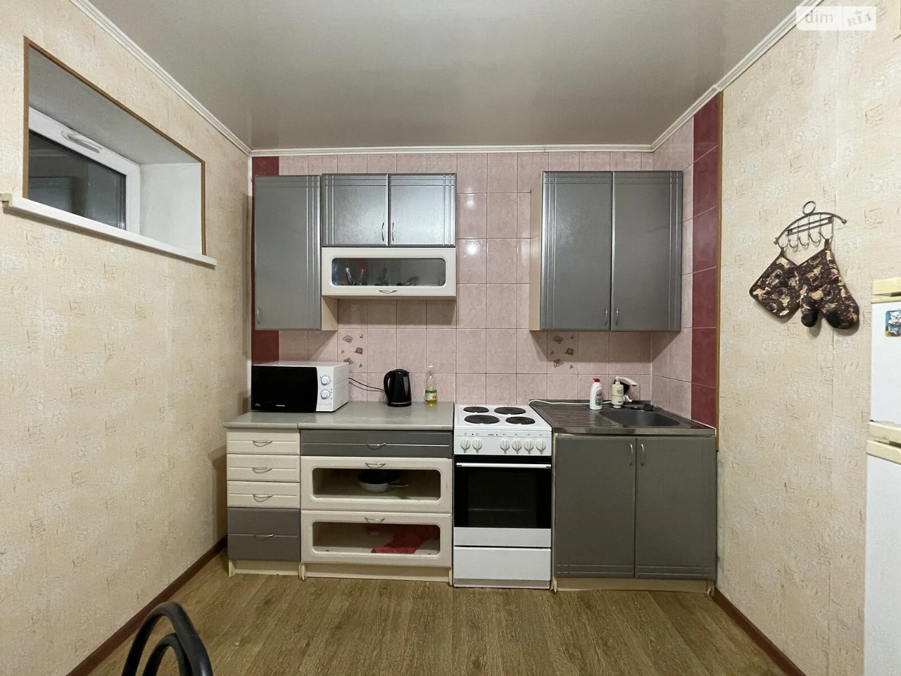 Long-Term Rental Apartment Left Bank