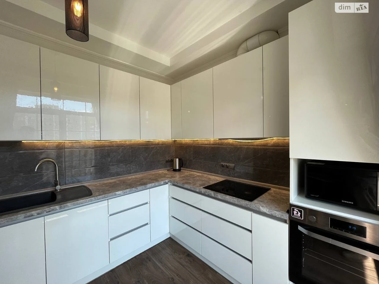 Apartment for sale Zhulyany