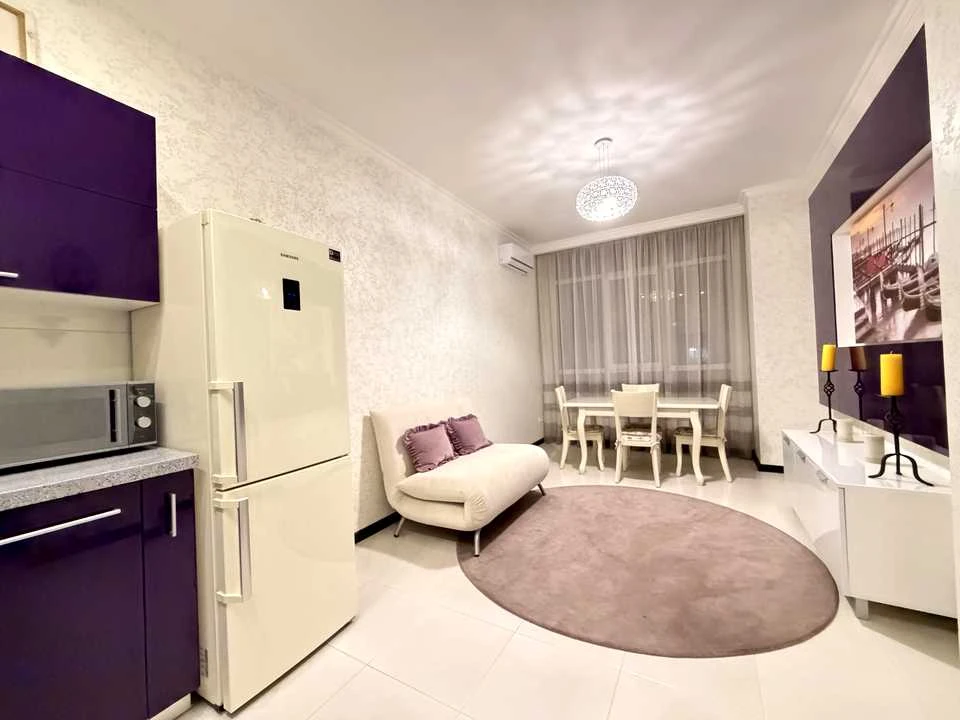 Apartment. Odesa, French Boulevard.