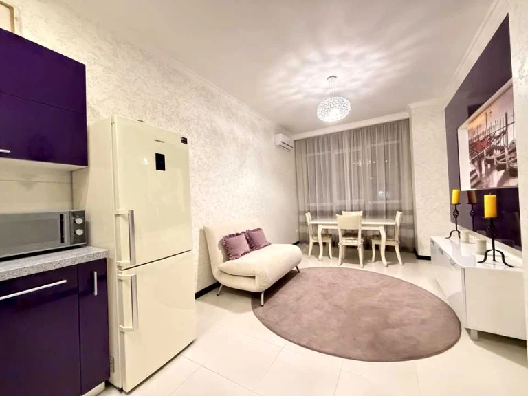 Apartment. Odesa, French Boulevard.