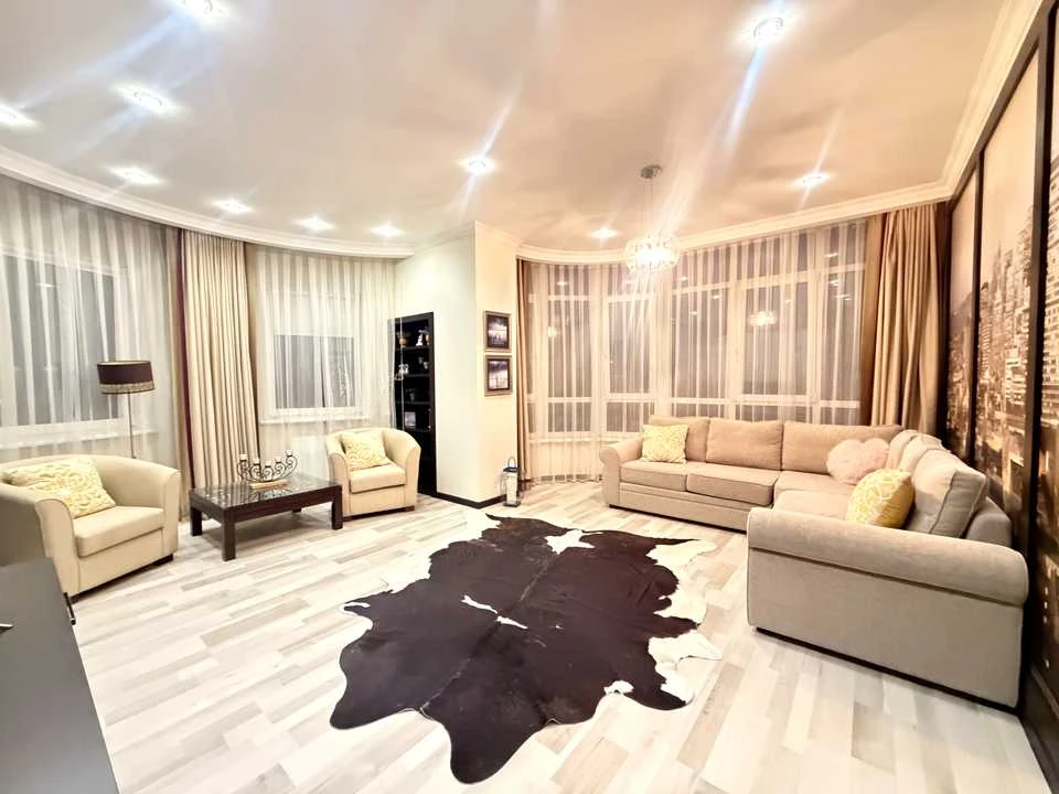 Apartment. Odesa, French Boulevard.