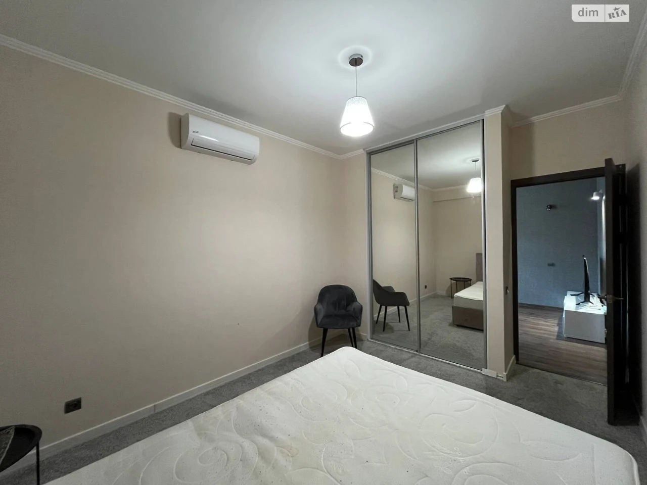 Apartment for sale Zhulyany