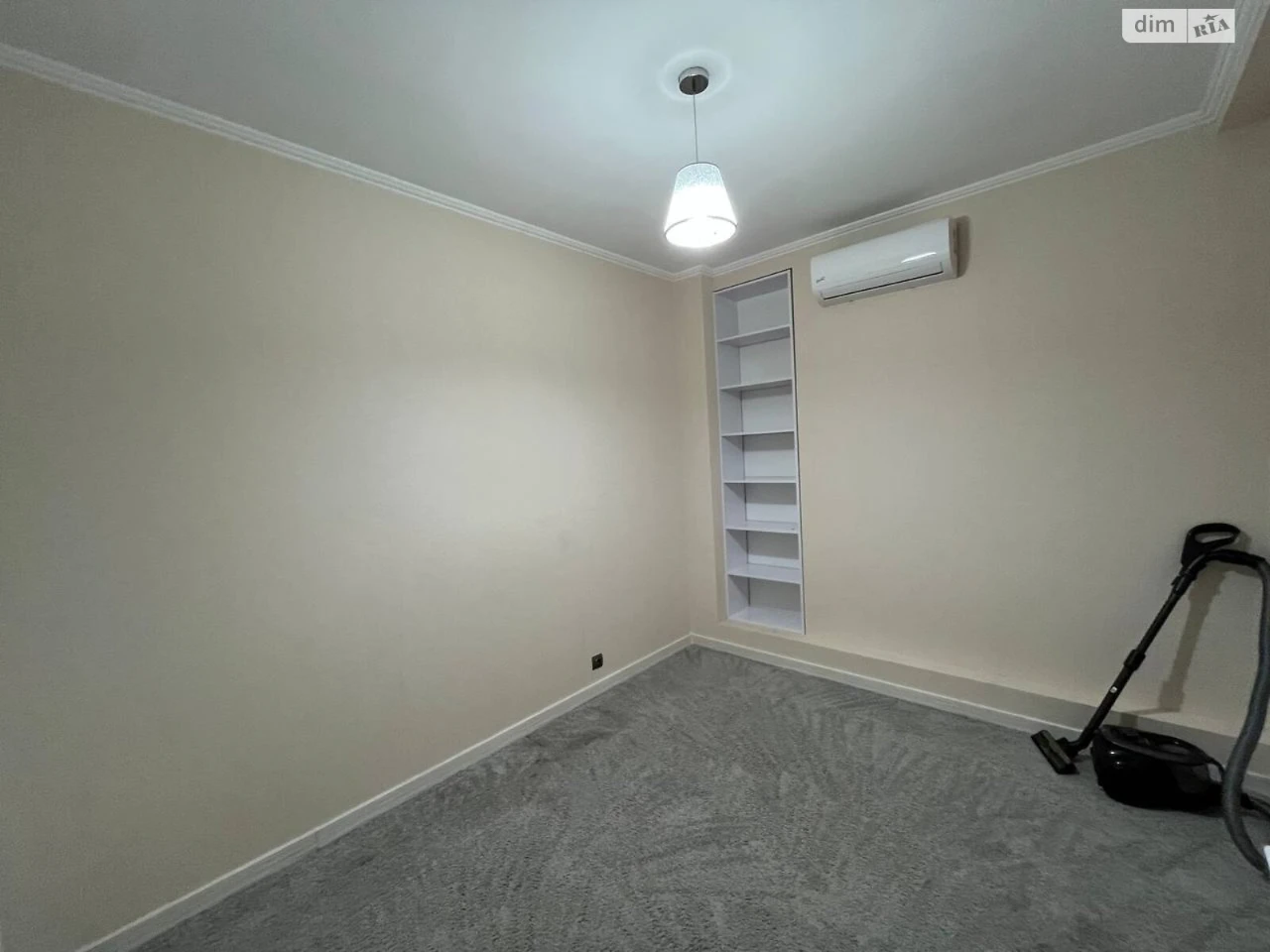 Apartment for sale Zhulyany