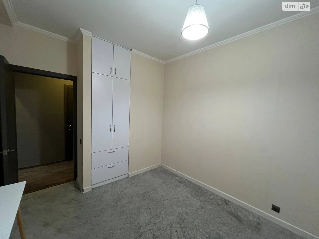 Apartment for sale Zhulyany
