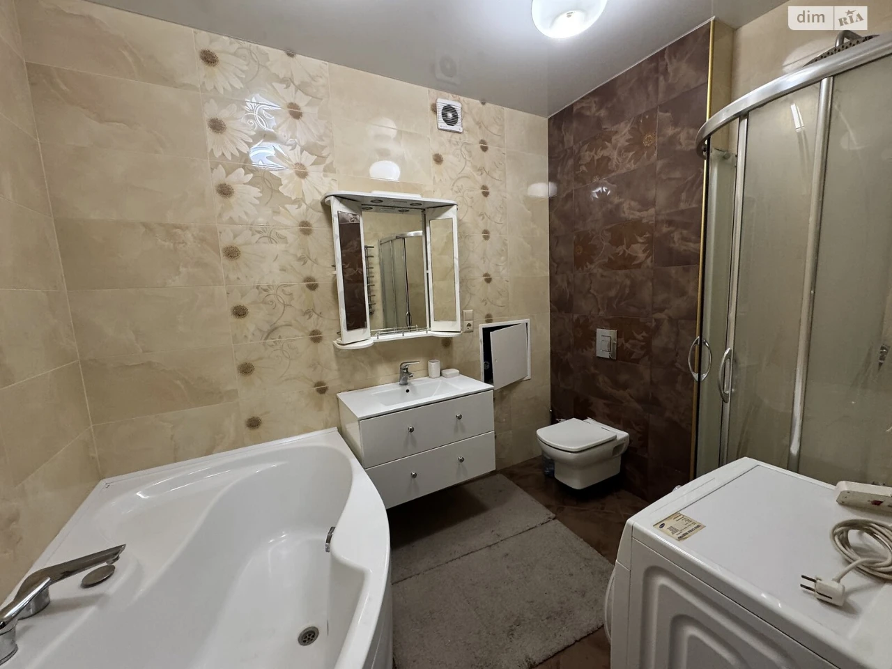 Long Term Rental Apartment, Exhibition District