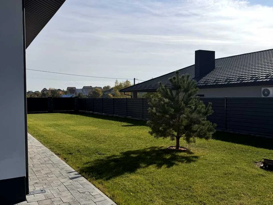 House. Yaroslav Mudro Street, Riven