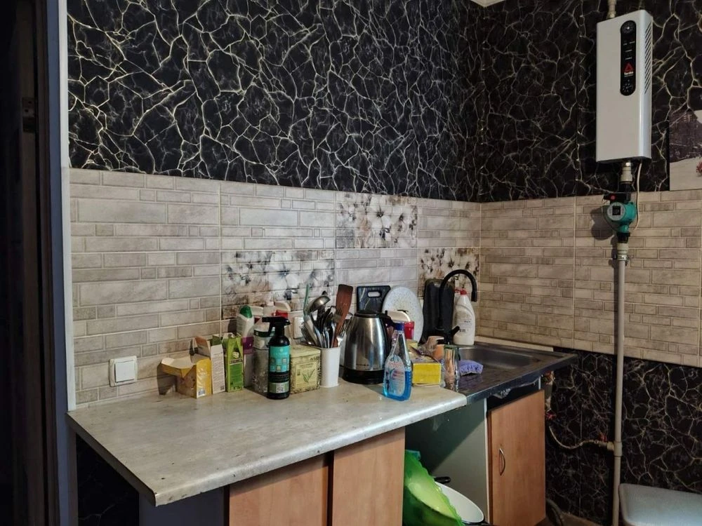 For Sale: 2-room apartment, new building, 6th Slobodskaya border area