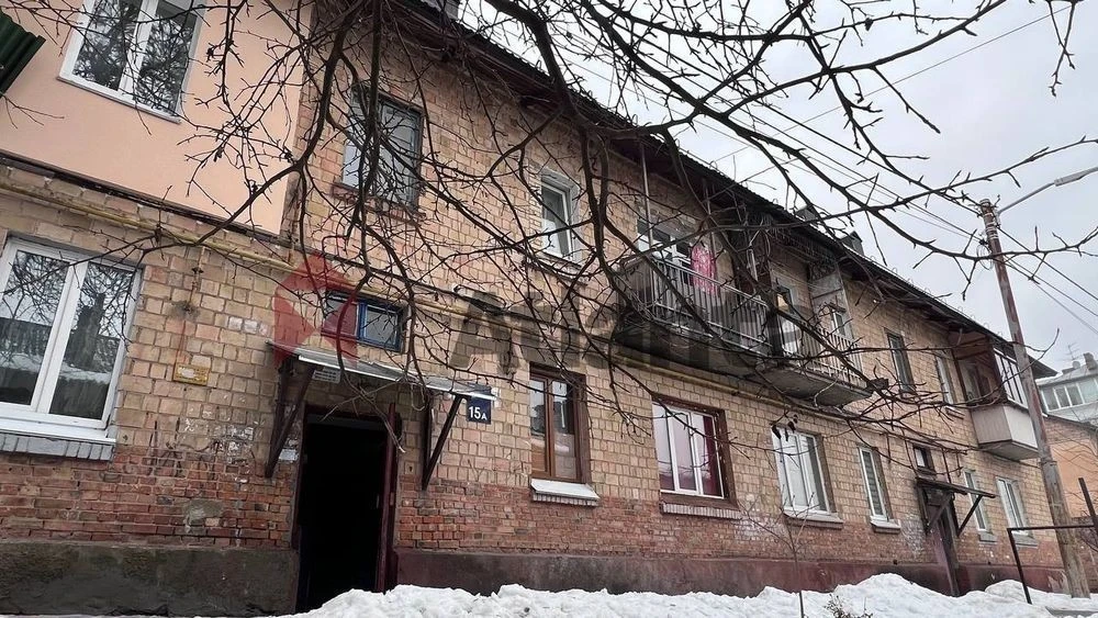 2-room apartment for sale near Shevchenko Square, Windy Mountains, WITHOUT % for rent