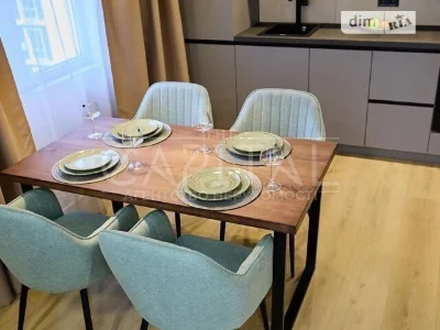 Sale of 1-room apartment 41 sq. m. on Mykhaylo Maksimovicha st. 24 •