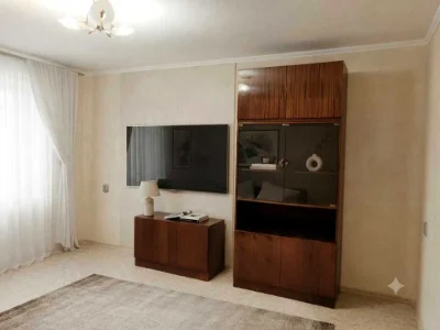 Apartment. Dnipro, residential area Topola-2, street.