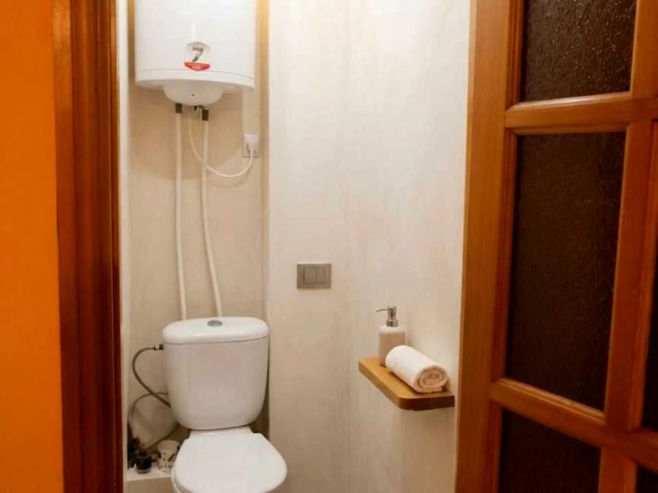 Apartment. Dnipro, residential area Topola-2, street.