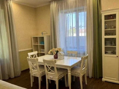Будинок. Київ, Осокорська вул.