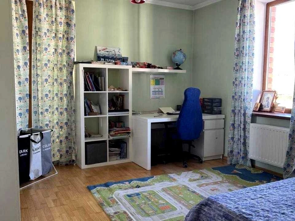 Будинок. Київ, Осокорська вул.