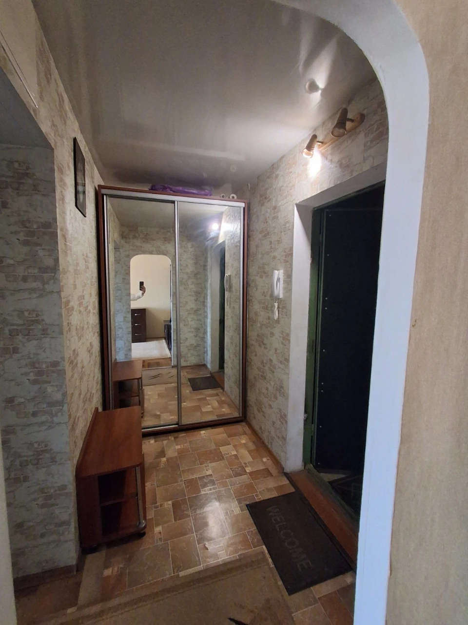 Продажа 1-комнатной квартиры в районе "Піски", улица Південний Автозаводская