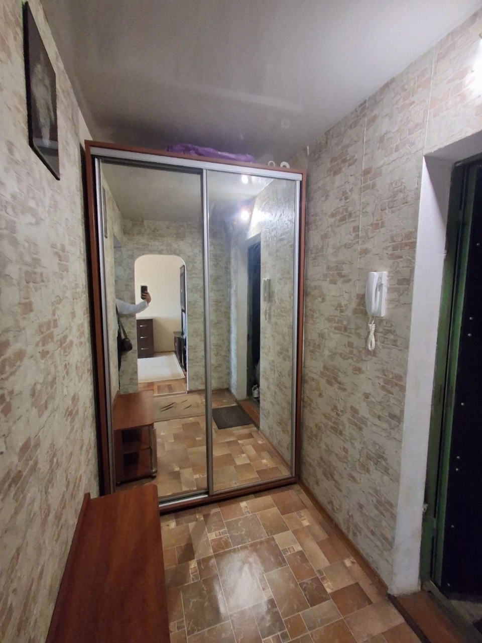 Продажа 1-комнатной квартиры в районе "Піски", улица Південний Автозаводская