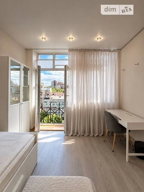 For sale 4-room apartment 123 sq. m on Dmytrivska Street 66A • ID 34