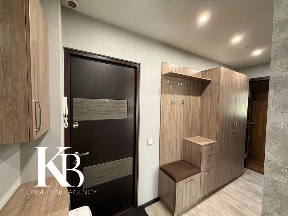Продам 2-кімнатну квартиру, Косиора, вулиця Калникова, 3 поверх, Євроремонт