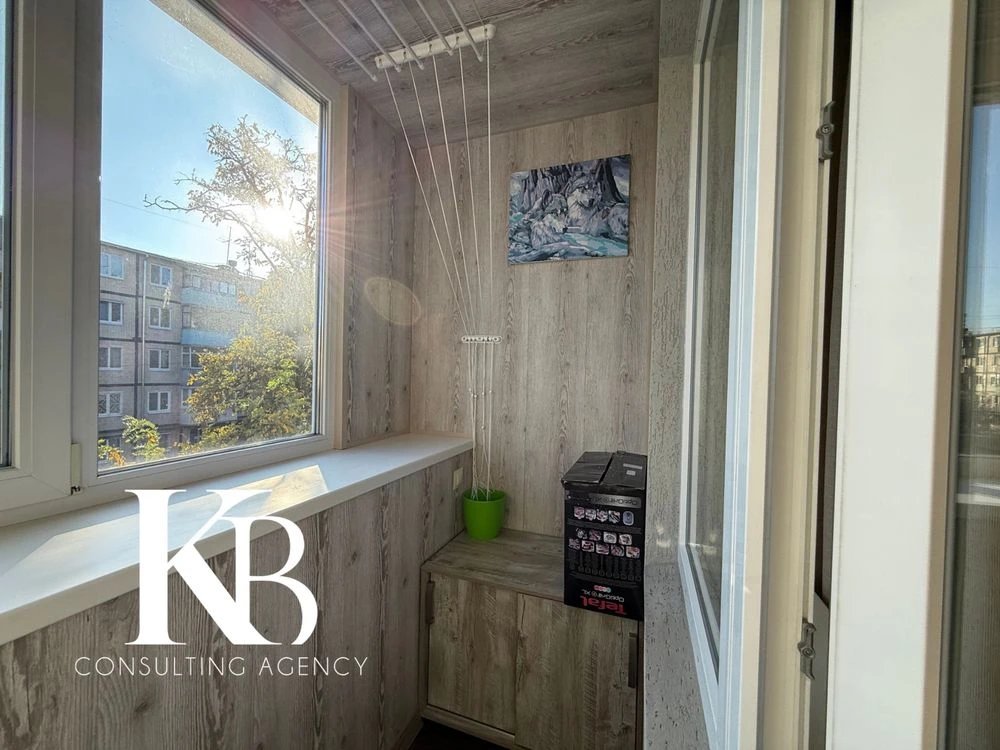 Продам 2-кімнатну квартиру, Косиора, вулиця Калникова, 3 поверх, Євроремонт