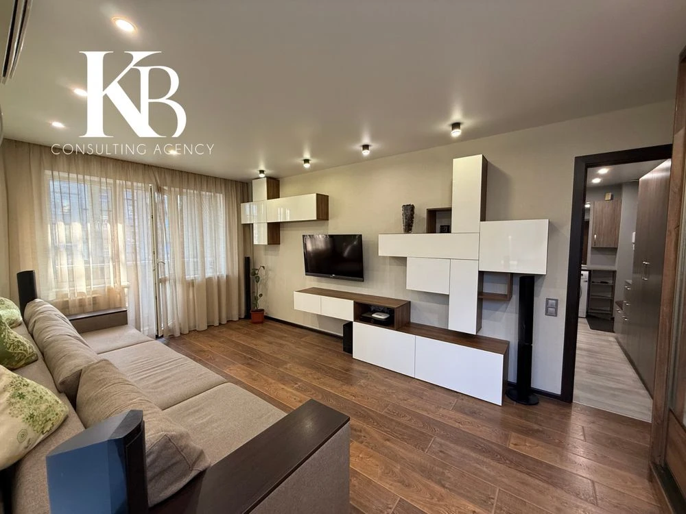 Продам 2-кімнатну квартиру, Косиора, вулиця Калникова, 3 поверх, Євроремонт