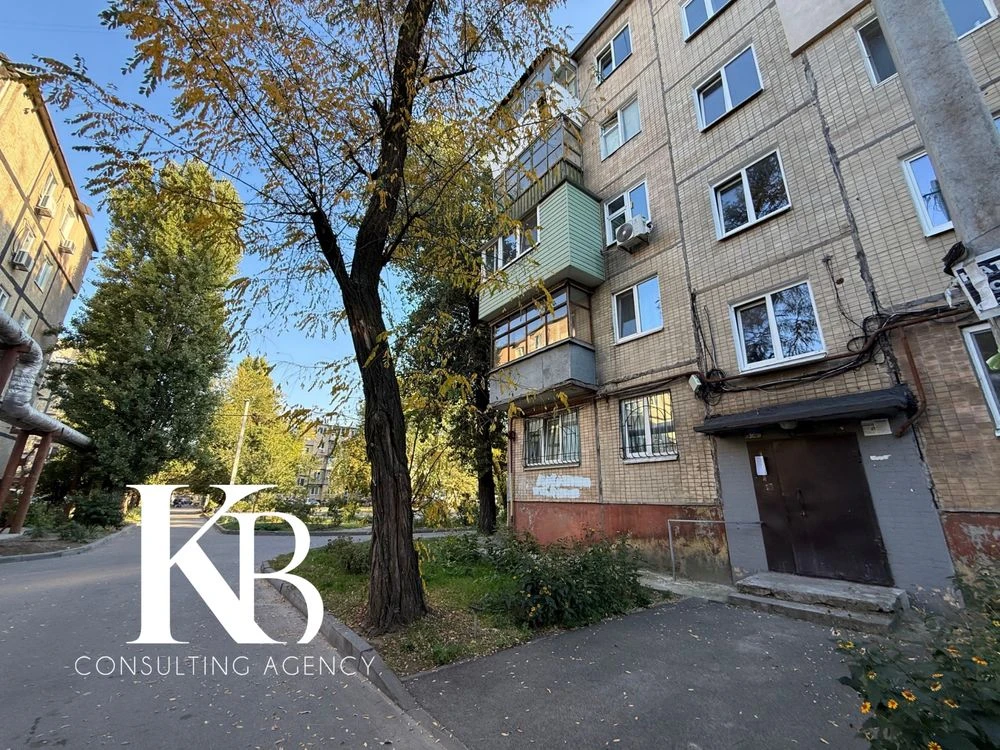 Продам 2-кімнатну квартиру, Косиора, вулиця Калникова, 3 поверх, Євроремонт