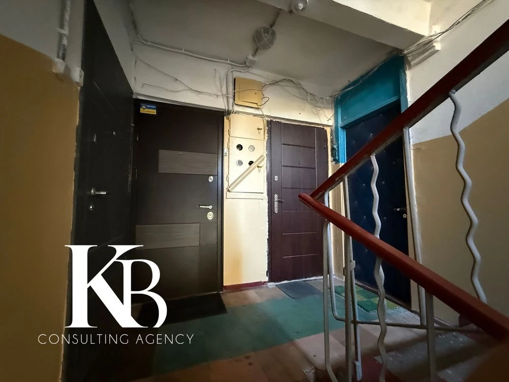 Продам 2-кімнатну квартиру, Косиора, вулиця Калникова, 3 поверх, Євроремонт