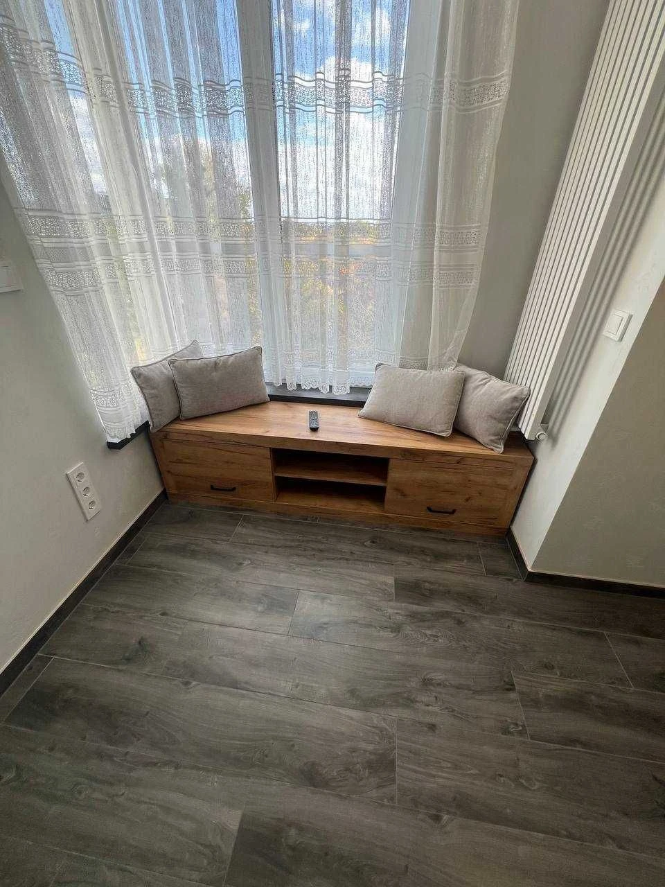 Продам 2 кімнатну квартиру з великою кухнею