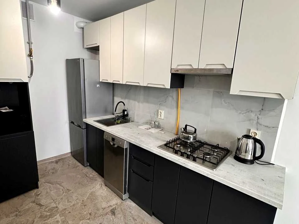 Apartment. Volodymyr Navroc'kyi Street, Lviv