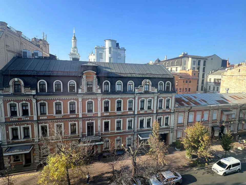 Квартира. Київ, Борисоглібська вулиця