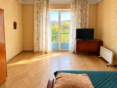 Квартира. Київ, Борисоглібська вулиця