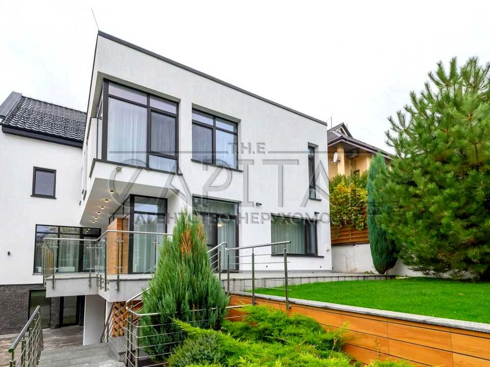 House. Vilshanska St, Kyiv