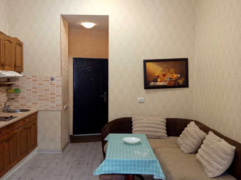 Apartment. Odessa, Gretskaya st.