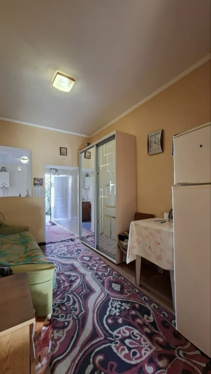 Продається частина будинку на Катранівці.
