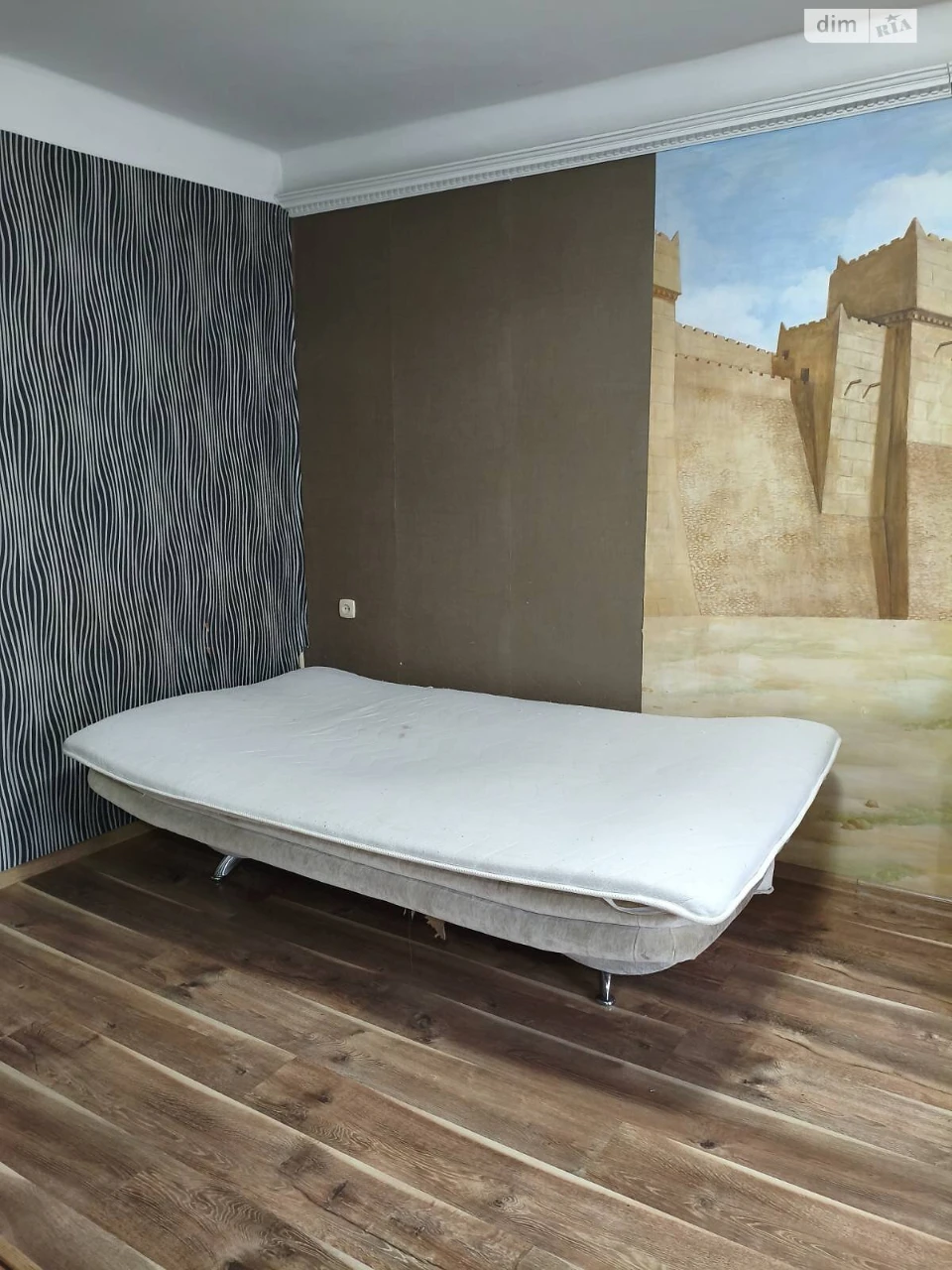 Long-Term Rental Apartment in Holosiiv