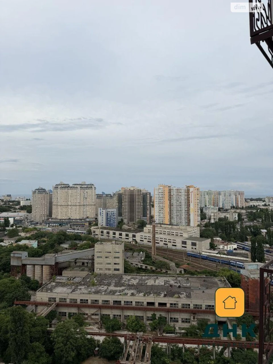 Продажа Квартира Приморский