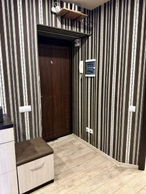 3 bedroom apartment Zaporizhye, first southern