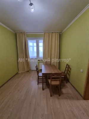 Sale of a 2-room apartment at вул. Гашека 8A, area of 63.8 m2