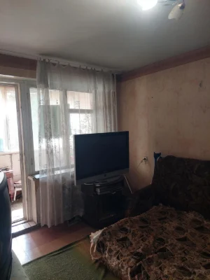 Price Reduced. For Sale: 2 rooms in Slobodzhansky (Yubileynoye), 3