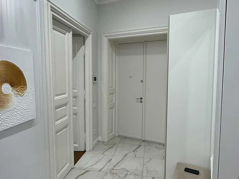 Apartment. Lviv, Maksym Kryvonosa St.