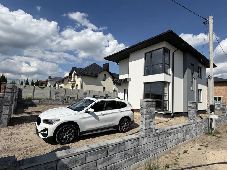 Продажа нового роскошного дома 118 кв. м. в г. Ровное! Без комиссии!
