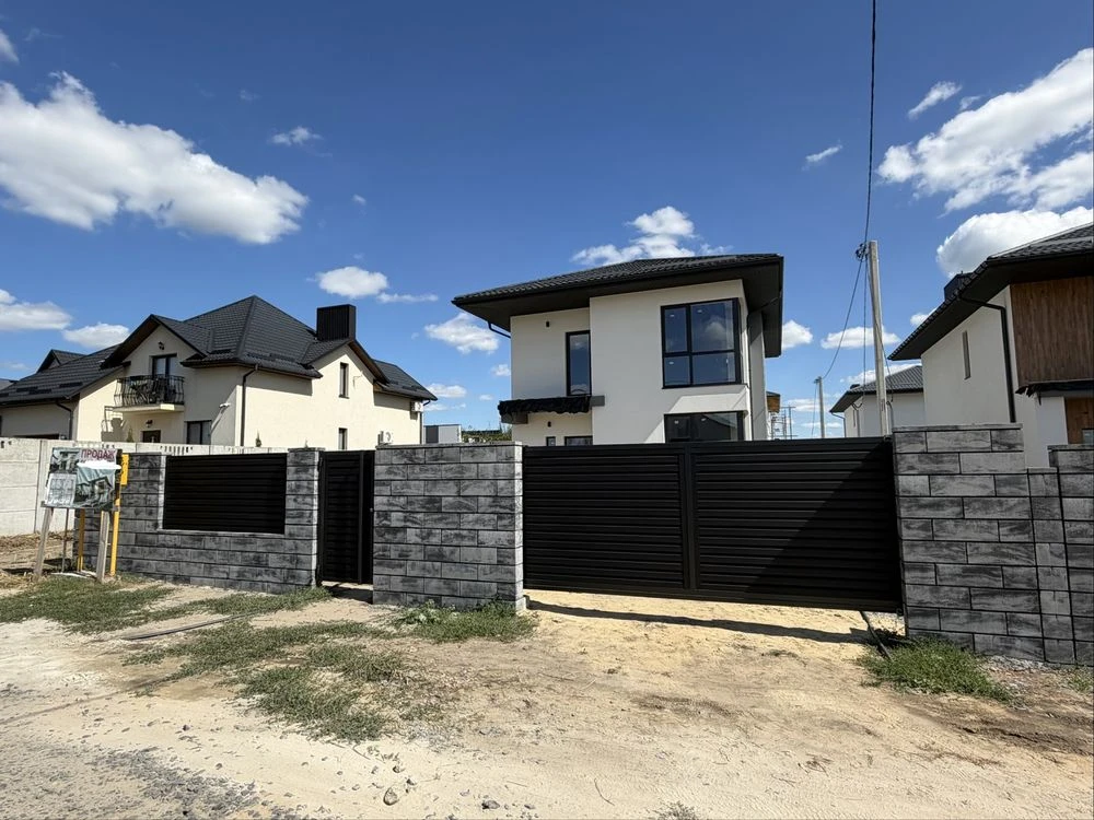 Продаж нового шикарного будинку 118кв м.Рівне!Без комісії! Ш