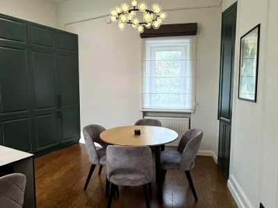 Apartment. Lviv, Maksym Kryvonosa St.