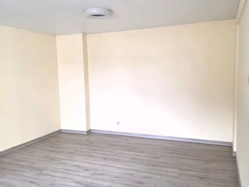 Apartment. Kyiv, Kharkivse shose