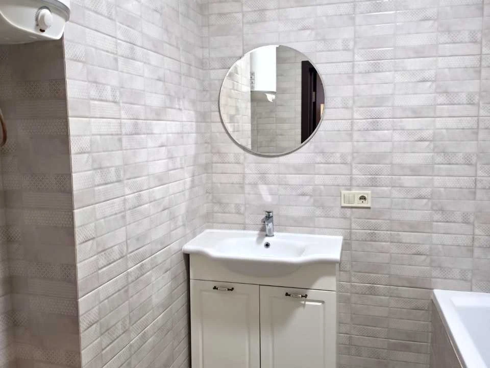 Apartment. Kyiv, Kharkivse shose