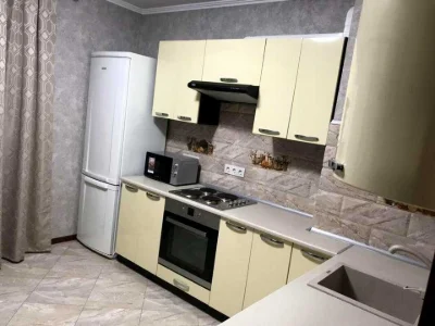 Apartment. Yasynuvat Street, Kyiv